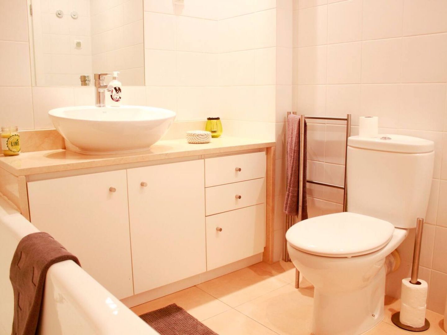 Joivy Modern 1-Bed Apt With Terrace, Moments From Sao Bento Palace Lisboa 外观 照片