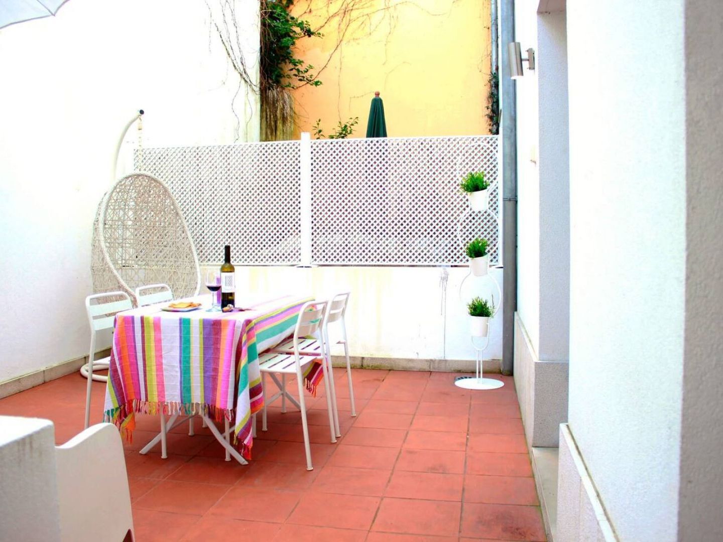 Joivy Modern 1-Bed Apt With Terrace, Moments From Sao Bento Palace Lisboa 外观 照片