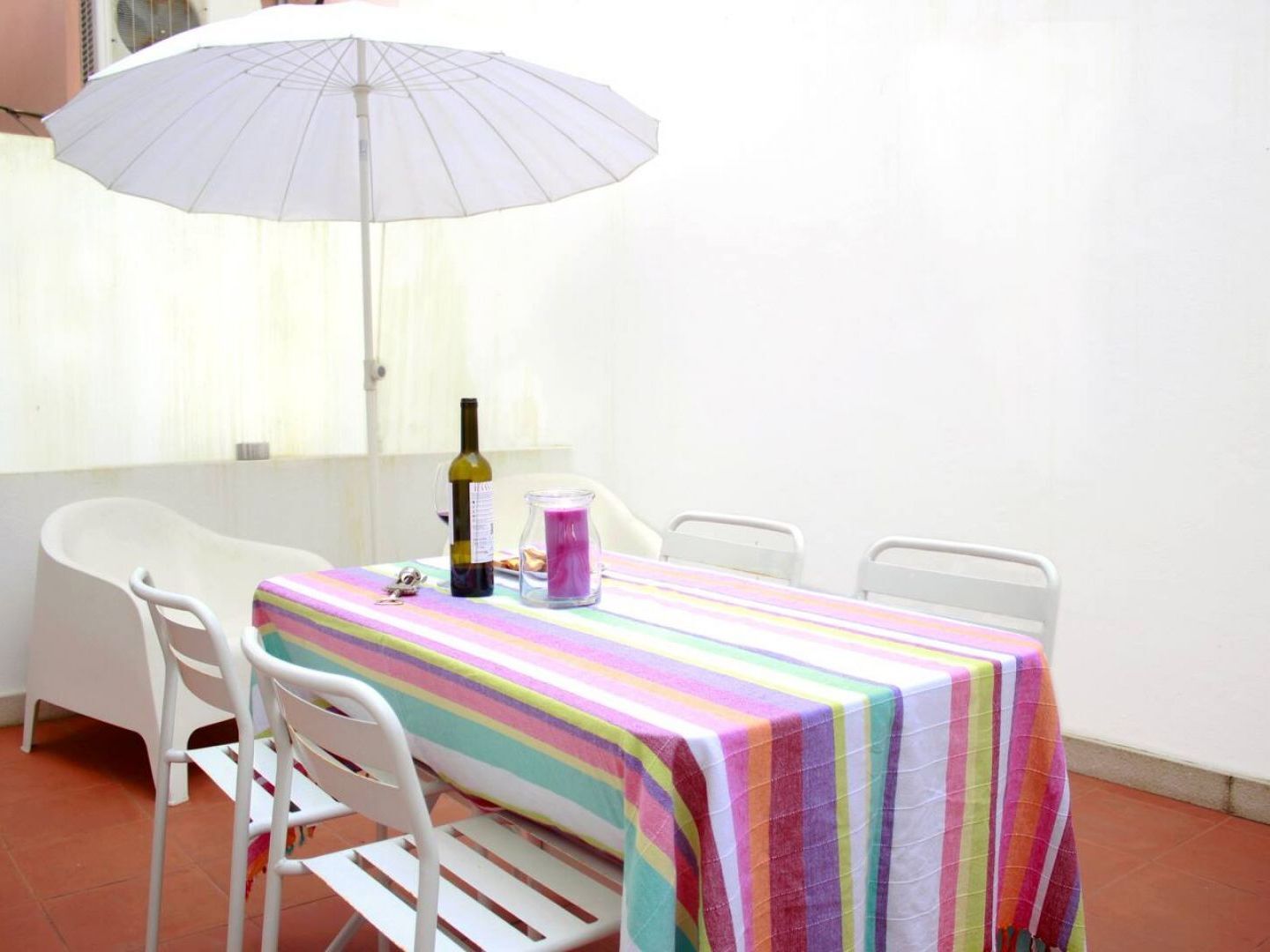 Joivy Modern 1-Bed Apt With Terrace, Moments From Sao Bento Palace Lisboa 外观 照片